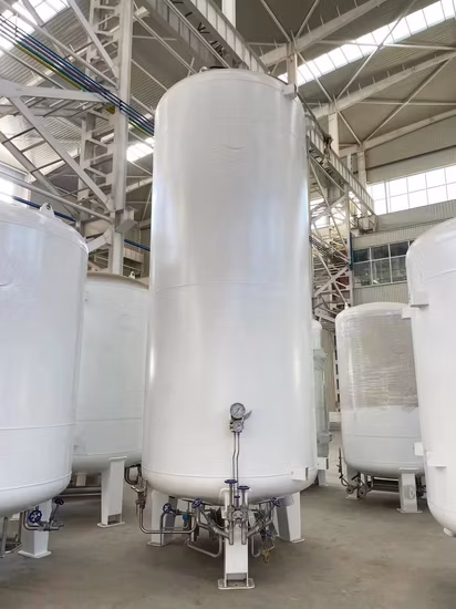 Equipo de gas industrial Tanque de almacenamiento criogénico Honrizontal